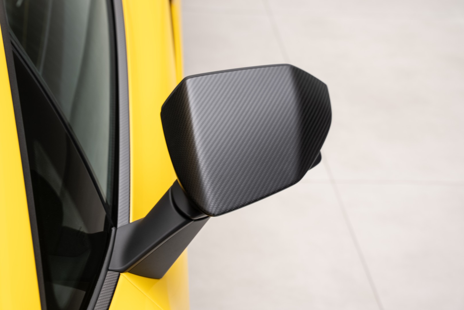 2025 LAMBORGHINI REVUELTO - 485